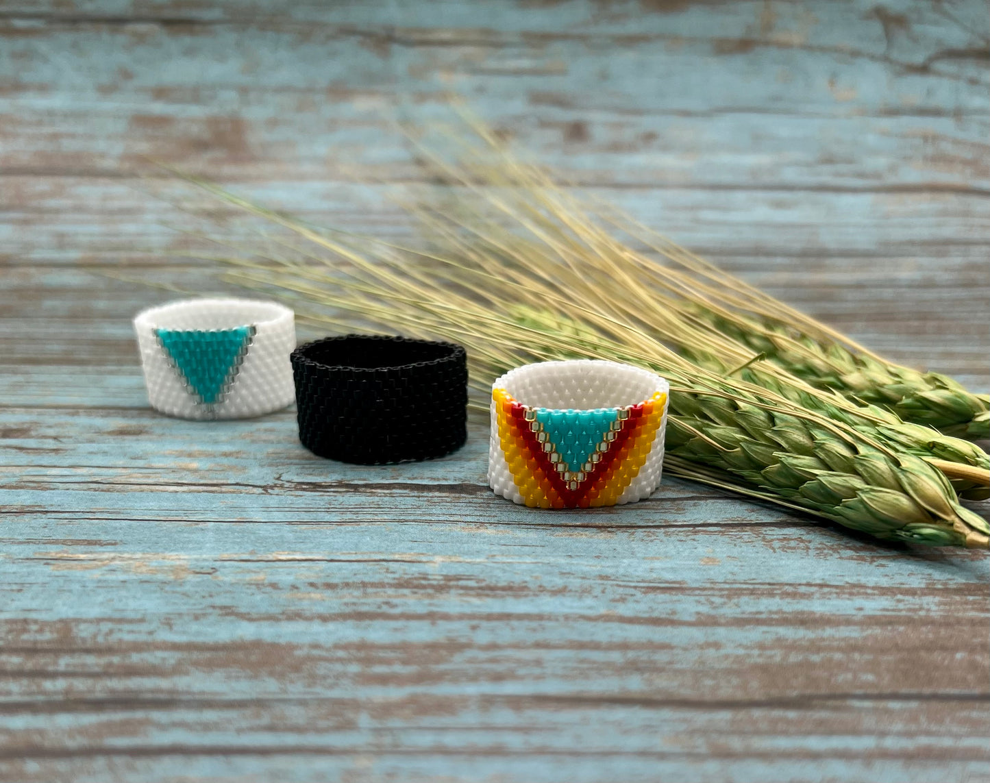 White & Turquoise Triangle beaded ring